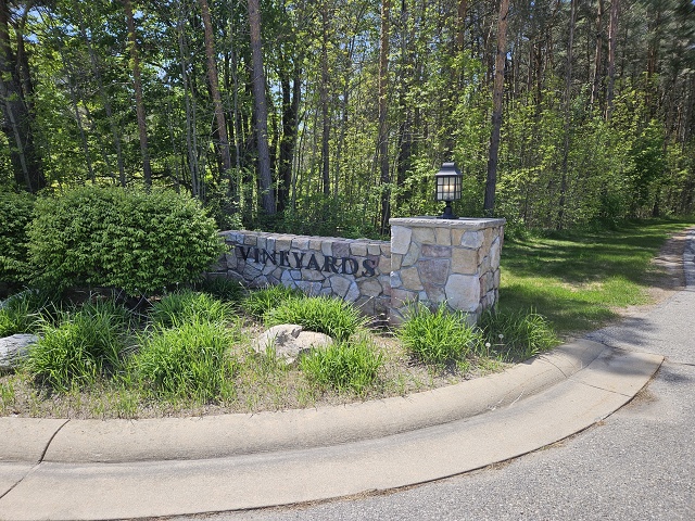 001 Vineyards Front 20230526 140427